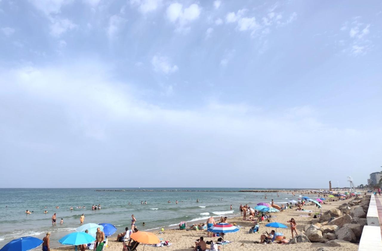 Apartamento En La Playa El Campello Luaran gambar